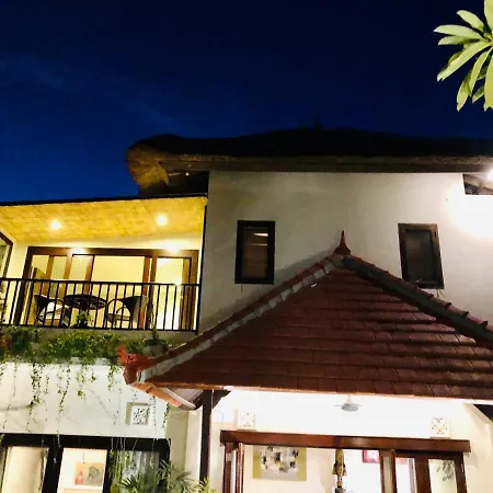 Villa Carissa Seminyak Centre, Bali By Le Ciel Hospitality Exterior photo